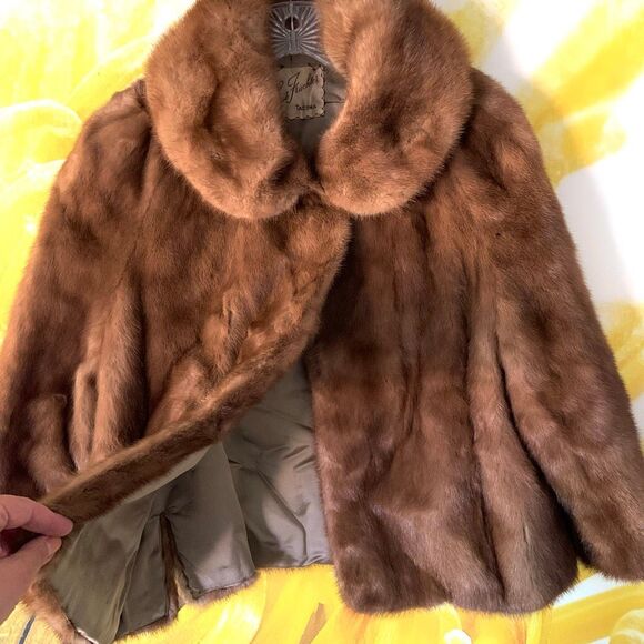 Genuine MINK Cropped Jacket (Sz L) - Picture 2 of 10